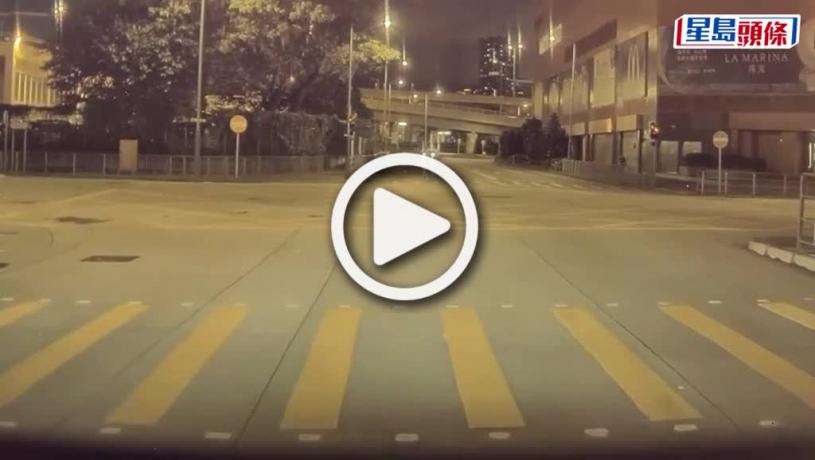 (視頻)九龍灣司機「大地任我行」 深夜逆線左穿右插 警拘35歲男｜車Cam直擊