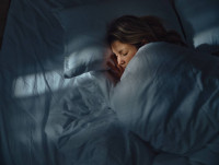 脑退化｜睡前做1件事可防失智症 研究：长者记忆力上升226%