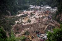 危地马拉泥石流350人仍失踪
