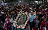 墨西哥逾550萬朝聖者參加聖母節慶典