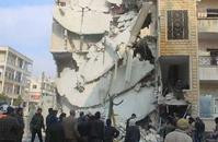 俄军大举空袭叙利亚　疑误轰平民造成43死