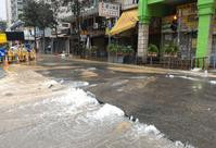 油麻地爆水管　水淹多條街道
