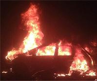 台私家車彎位失控撼電線桿起火爆炸　司機慘遭燒死