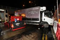 九龍城貨車的士相撞　的士司機受傷送院