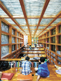 “最美图书馆”涉盗版停业