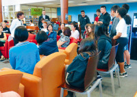 2000名留学生入读约克区公校  烈市家长晤教委 促助海外生融入
