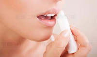 【健康Talk】潤唇膏搽太密反易乾裂脫皮 簡單4招護理雙唇