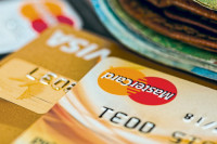 欠款 增利息  要银行 退款 信用卡友投诉未获账单 专员裁定仍须依时缴费