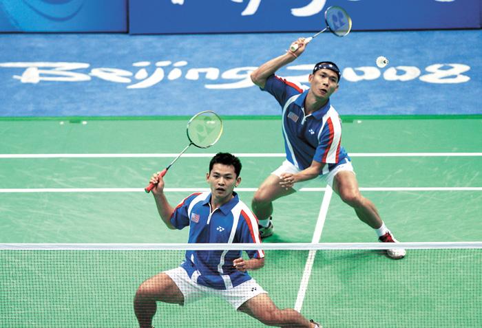 ■图为巴赫和马雷松(右)在2008北京奥运会比赛中。资料图片
