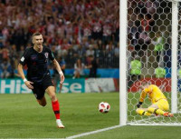 【世盃狂熱】   克羅地亞2:1反勝英格蘭   歷史性殺入決賽