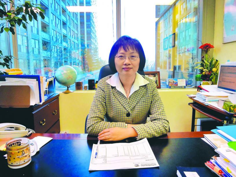 加華留學移民中心副總裁吳冰。