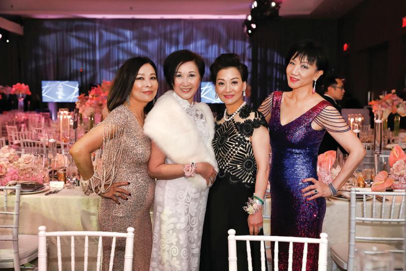 善之光慈善晚宴籌委委員（左一起）Shirley Gaw, Alice Chung, Karen Wong 及 Cecilia Heung。