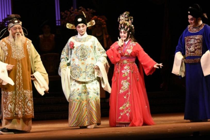 2017年，尤聲普和陳寶珠、梅雪詩合演《蝶影紅梨記》。