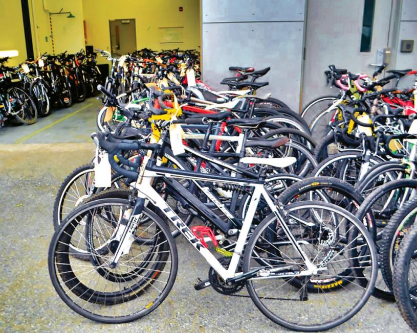 ■温市警方在今年年初查获多部被盗自行车。资料图片
