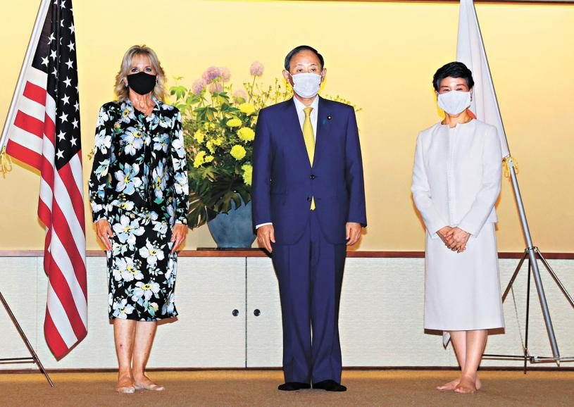 日本首相菅義偉與夫人真理子22日設宴歡迎美國第一夫人吉爾．拜登。美聯社
