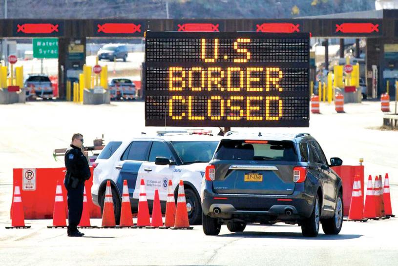 ■奥密克戎变种的出现，令加美两地约6成民众赞成考虑再关闭边境。  
星报/Getty Images