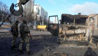 俄乌局势｜乌克兰油库遭导弹袭击两次爆炸 哈尔科夫天然气管被炸毁 
