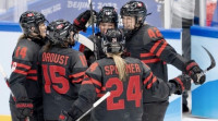 【北京冬奥】加国女冰目标重夺金牌  首仗12比1狂数瑞士