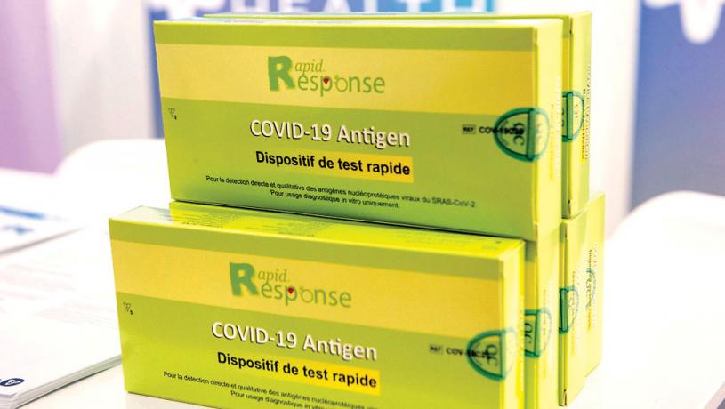 ■安省藥房超市開始免費派發快速檢測盒，為期8周。CTV