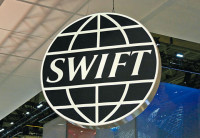 西方投「金融核彈」 踢俄出SWIFT