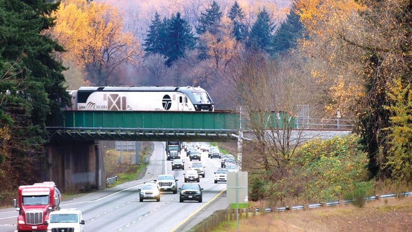 ■过去来往西雅图和温哥华之间的Amtrak火车，料今年夏天仍无法恢复通车。 美联社资料图片