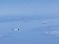 中俄军机联合巡航 飞越日本海及东海