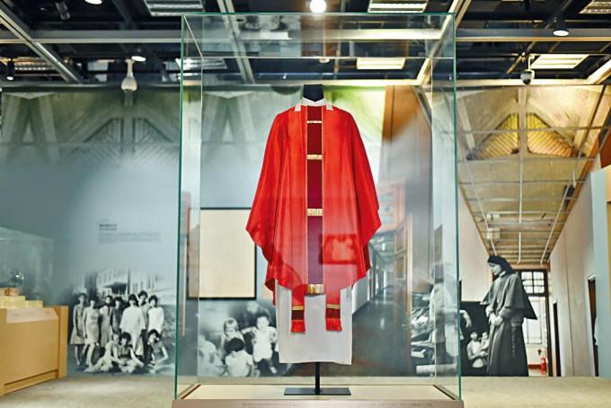 玛利诺修院学校，今起于香港文物探知馆举行“文物复现 绣阁犹馨”展览。