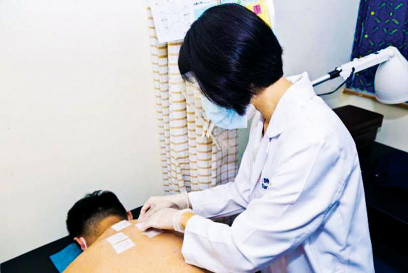 卑詩省中醫師公會推出義診和三伏貼活動。網上圖片