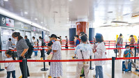 三亚海口航班复运 游客投诉被逼退票6次续滞留
