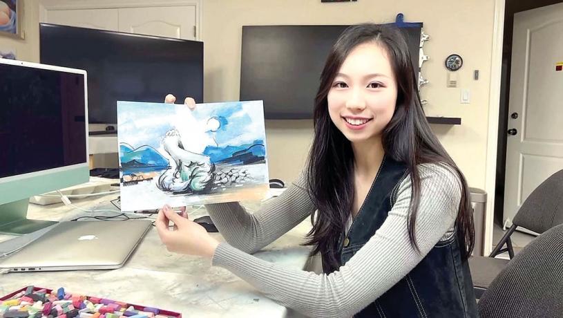 ■2021年冠軍吳昕宸，以畫筆送暖並擔任壽款活動主持。受訪者提供
