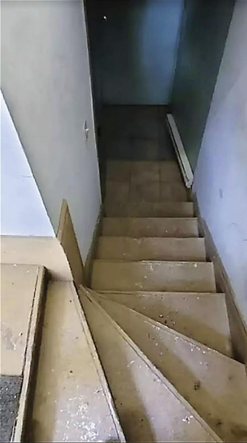 ■入口樓梯看上去令人毛骨悚然。 Kijiji網站