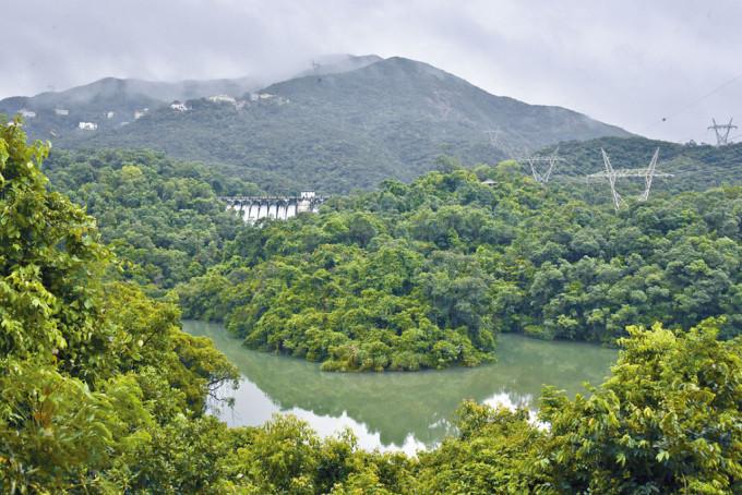 香港仔上下水塘存水量均達百分之百。