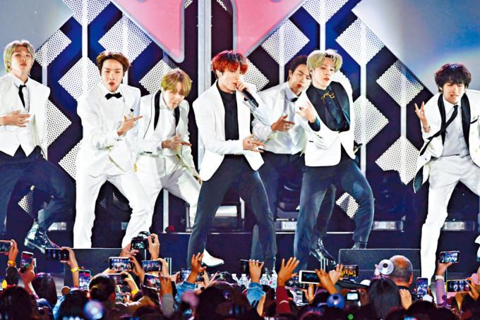 BTS将于10月举行一场可供10万名观众观赏的超大型演唱会。