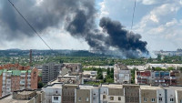 俄乌局势｜克里米亚发电厂爆炸浓烟冲天 俄方指涉无人机袭击 