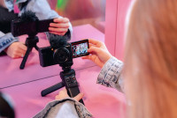 Sony ZV-1F入门博客相机   记录视频更容易更便宜