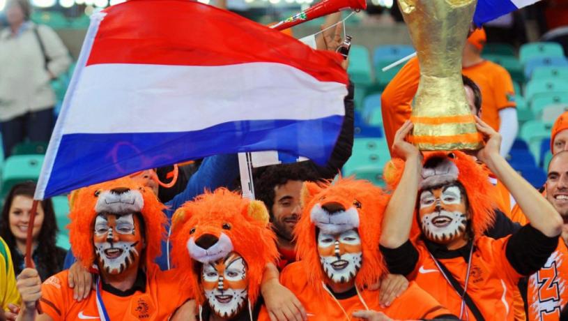 世界盃｜免費招呼50荷蘭球迷 卡塔爾畀錢買Like