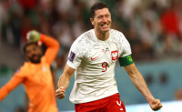 世界杯2022｜罗拔仔一球一助攻 波兰2:0沙特阿拉伯