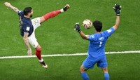 【世杯战果速递】法国半场1:0领先摩洛哥