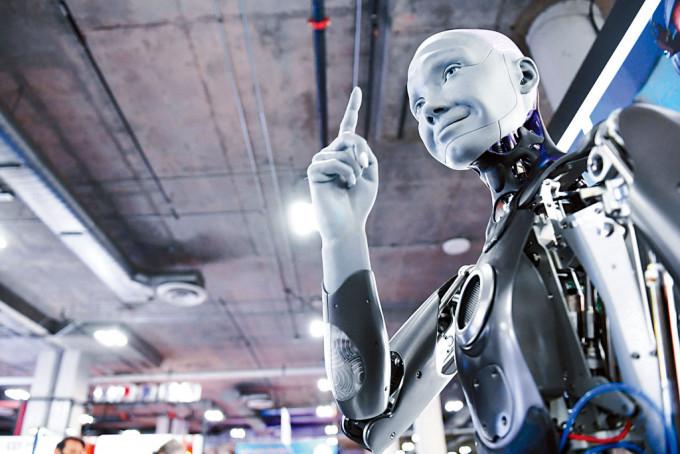 去年美國拉斯維加斯消費電子展，展出的一個AI機械人。
