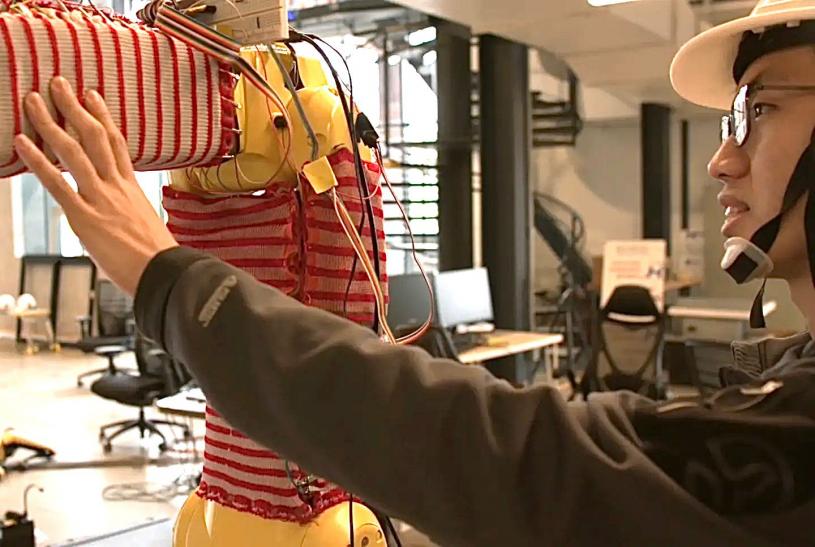科技生活| 機械人也穿「衣服」 代替傳感器添加觸感