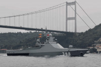 俄羅斯軍艦黑海出手   對赴烏克蘭貨船開火警告並登船檢查