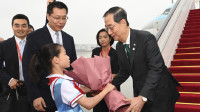 韩国总理韩德洙抵达杭州 料将与习近平会谈
