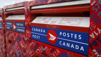 寄信寄包裹個人信息全都露？隱私專員稱加拿大郵政違法收集信息