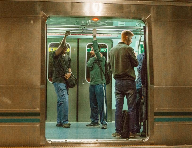 【港人移加058】冬日車廂「芬香」撲鼻