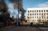 俄烏戰爭 | 俄軍10枚導彈襲基輔被擊落 碎片釀50多人傷