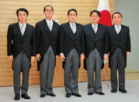 岸田內閣支持率大跌至17.1%