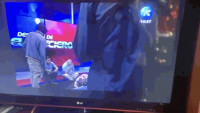 蒙面槍手闖厄瓜多爾電視台挾持人質  驚悚過程直播出街