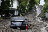 加州风暴引发洪灾泥流酿3死  荷里活名人豪宅受威胁