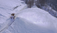 新疆喀纳斯︱2游客擅到禁区滑雪致雪崩  4人无辜遭活埋
