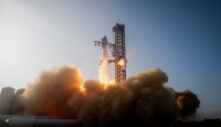 「星艦」第三度試飛重返大氣層時損毀  SpaceX：已取重大進展